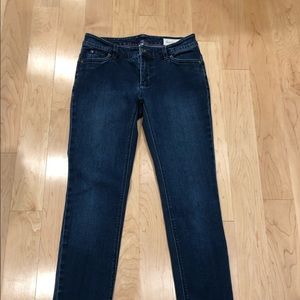Women’s Vince camuto skinny jeans size 27